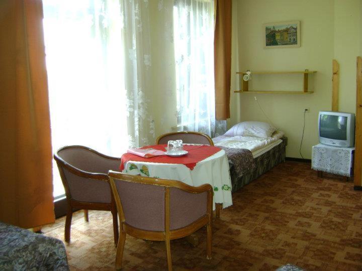 Hotel Kamieniec Oświęcim Exteriör bild